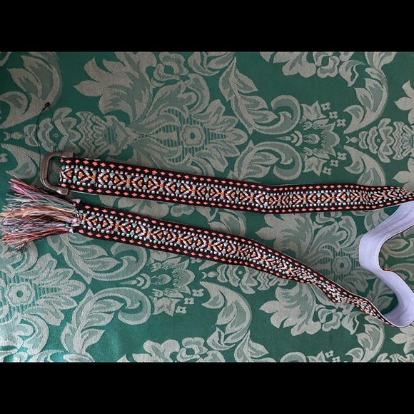 New without tags Free People
Caravan Textile Wrap Belt One size 
Fringe ends - Picture 4 of 9